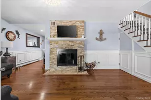 2968 Islip Ct, Wantagh, NY 11793 - Photo 7
