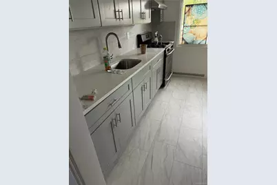 26 Jefferson Ave Avenue, Amityville, NY 11701 - Photo 5