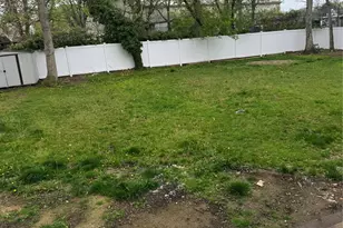 26 Jefferson Ave Ave, Amityville, NY 11701 - Photo 3