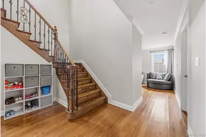 3 Sunrise Street, Plainview, NY 11803 - Photo 9