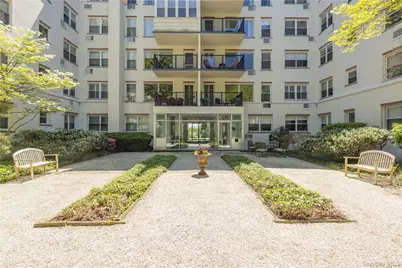1 Stoneleigh #5M, Bronxville, NY 10708 - Photo 11