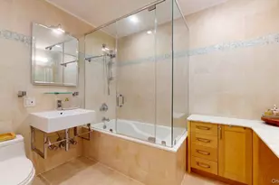 68-15 Selfridge St, Forest Hills, NY 11375 - Photo 23