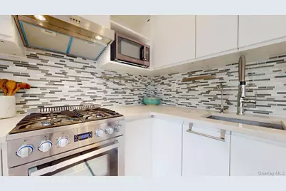 68-15 Selfridge Street #3D, Forest Hills, NY 11375 - Photo 11
