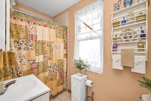 60-33 80th Ave, Glendale, NY 11385 - Photo 13