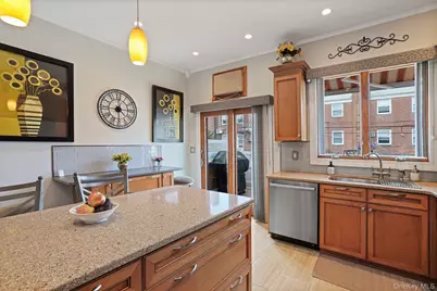 61-36 77th Street, Middle Village, NY 11379 - Photo 5