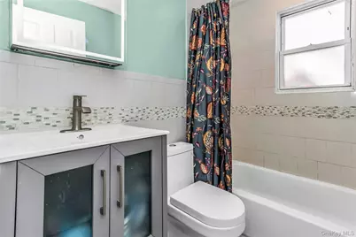 1395 Exeter Street, Baldwin, NY 11510 - Photo 11