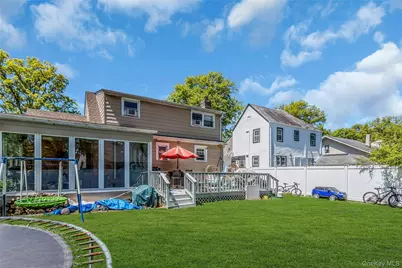 1395 Exeter Street, Baldwin, NY 11510 - Photo 19