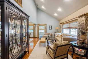 51 Chelsea Dr, Mount Sinai, NY 11766 - Photo 7