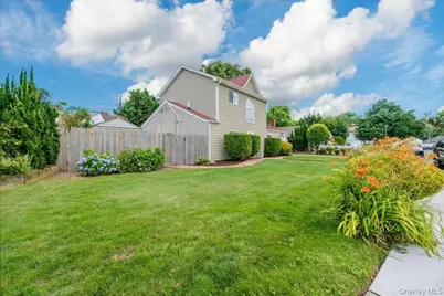 2860 Sunnybrook Drive W, Oceanside, NY 11572 - Photo 21