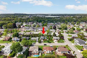 5 Joseph Ct, Syosset, NY 11791 - Photo 11