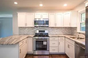 16 Elmwood Dr, New City, NY 10956 - Photo 11