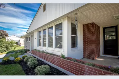 16 Elmwood Drive, New City, NY 10956 - Photo 3