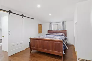 476 37th St, Lindenhurst, NY 11757 - Photo 23