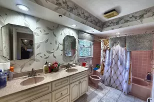 25 Lisa Dr, Dix Hills, NY 11746 - Photo 15