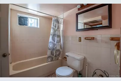13360 244th Street, Rosedale, NY 11422 - Photo 11