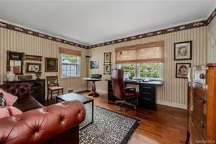111 Clent Rd, Great Neck, NY 11021 - Photo 23