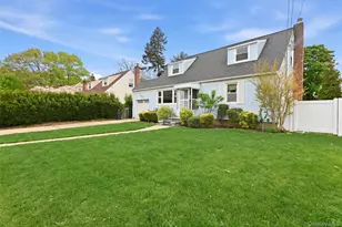 6 Kent Ln, Farmingdale, NY 11735 - Photo 3