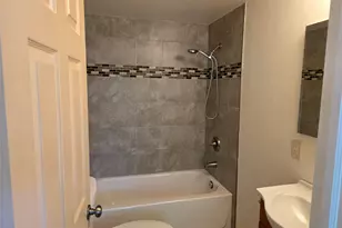 9 Laurelton Ave, Selden, NY 11784 - Photo 19