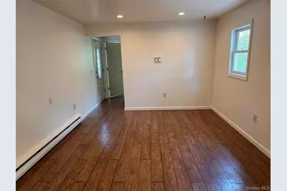 9 Laurelton Avenue, Selden, NY 11784 - Photo 11