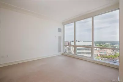 1 Renaissance Square #21F, White Plains, NY 10601 - Photo 5