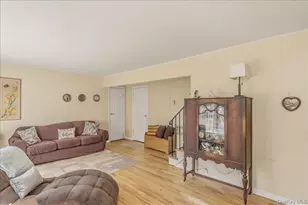 28 Linwood Pl, Massapequa Park, NY 11762 - Photo 5
