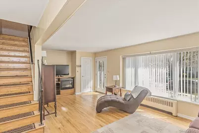 28 Linwood Place, Massapequa Park, NY 11762 - Photo 7