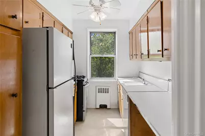 3720 Independence Avenue #3D, Bronx, NY 10463 - Photo 5