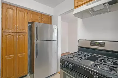 291 Manville Road #2J, Pleasantville, NY 10570 - Photo 9