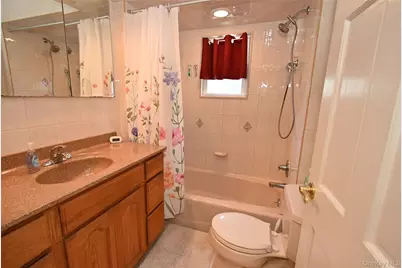 12142 6th Avenue, College Point, NY 11356 - Photo 19