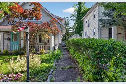 67 Nassau Road, Great Neck, NY 11021 - Photo 41