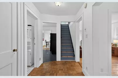 67 Nassau Road, Great Neck, NY 11021 - Photo 23