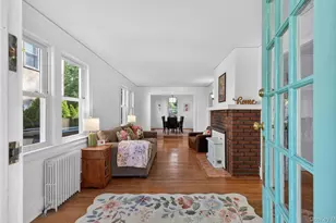 67 Nassau Rd, Great Neck, NY 11021 - Photo 5