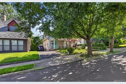 67 Nassau Road, Great Neck, NY 11021 - Photo 43