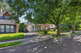 67 Nassau Rd, Great Neck, NY 11021 - Photo 43