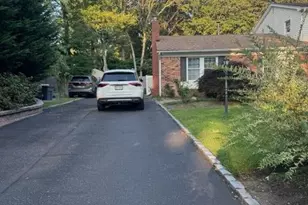 39 Burham Dr, Smithtown, NY 11787 - Photo 21