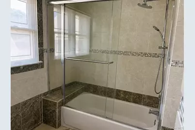1180 E Broadway #4, Hewlett, NY 11557 - Photo 11