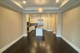 1000 Royal Ct, New Hyde Park, NY 11040 - Photo 7
