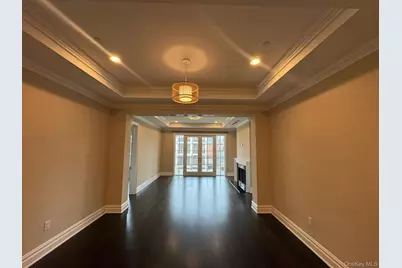 1000 Royal Court #1201, New Hyde Park, NY 11040 - Photo 3