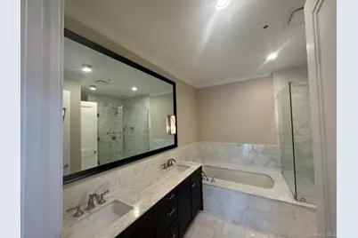 1000 Royal Court #1201, New Hyde Park, NY 11040 - Photo 11