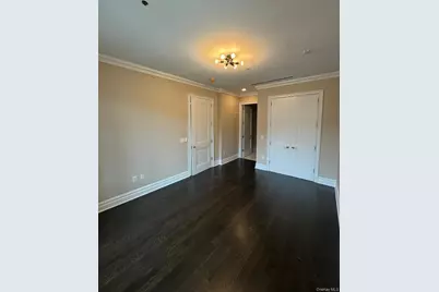 1000 Royal Court #1201, New Hyde Park, NY 11040 - Photo 5