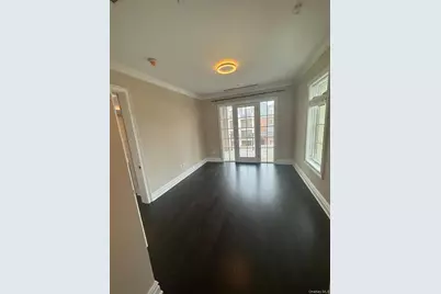1000 Royal Court #1201, New Hyde Park, NY 11040 - Photo 9