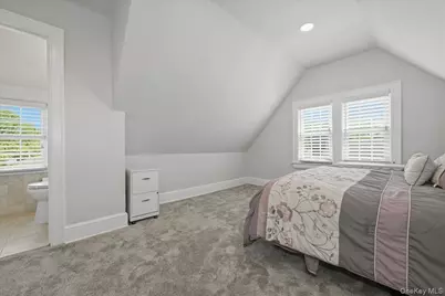 38-11 205 Street, Bayside, NY 11361 - Photo 25