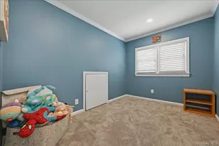 38-11 205th St, Bayside, NY 11361 - Photo 27