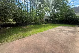 4 Annette Dr, Port Washington, NY 11050 - Photo 13