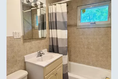 4 Annette Drive, Port Washington, NY 11050 - Photo 7