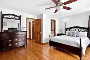 1507 Lowell Ave, New Hyde Park, NY 11040 - Photo 9
