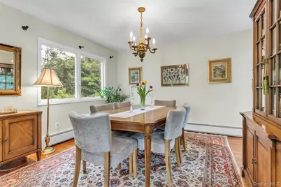28 Penguin Lane, Commack, NY 11725 - Photo 11