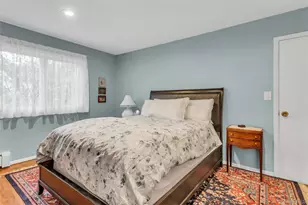 28 Penguin Ln, Commack, NY 11725 - Photo 21