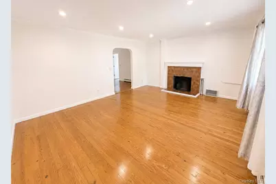 52 Hoffman Lane, Central Islip, NY 11722 - Photo 5