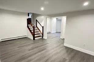 8 White Oak Dr, Port Washington, NY 11050 - Photo 23